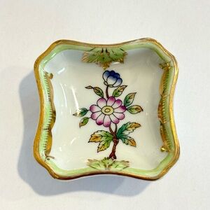 Herend Vintage Queen Victoria Hungary Floral Small Mini Dish Ring Holder Trinket